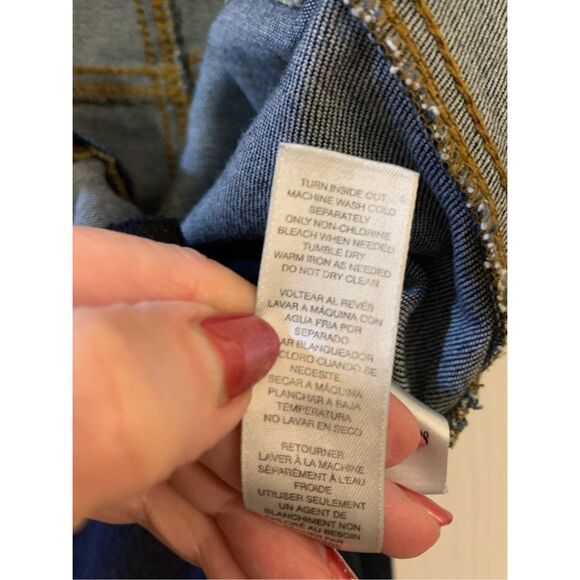 CHICOS JEANS PLATINUM BARELY BOOT 5 POCKET STYLE DARK WASH SZ 4/6 (CHICOS SZ 0) - Picture 8 of 9